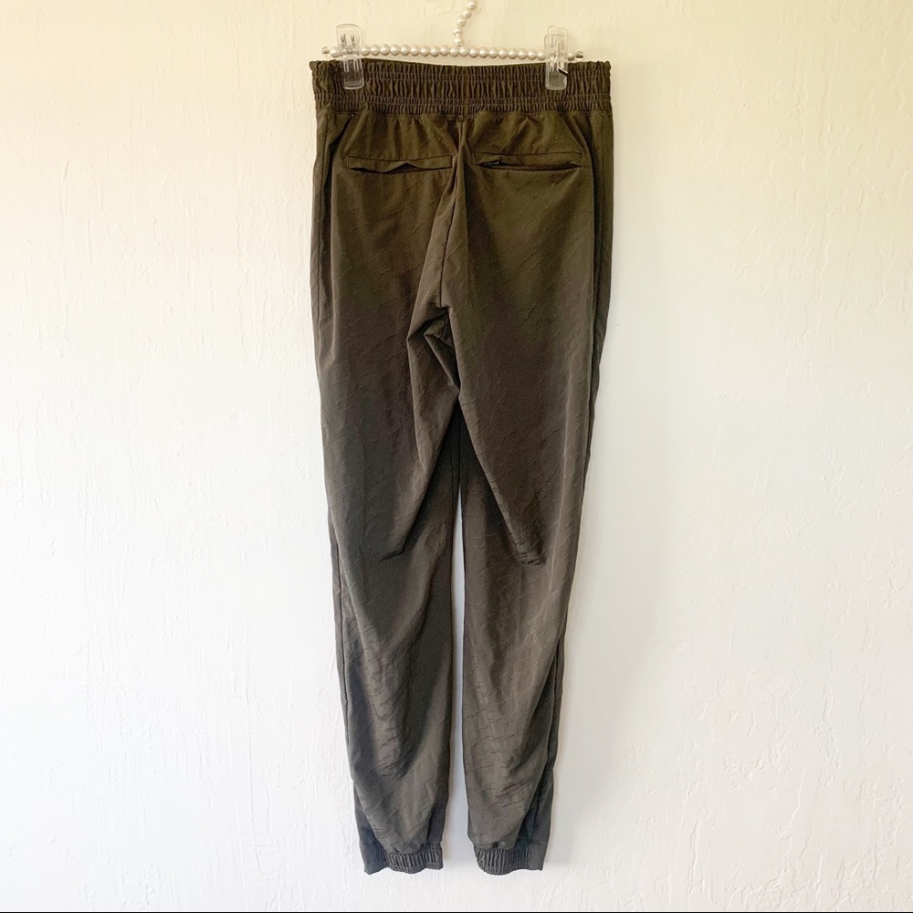 ATHLETA Brooklyn Textured Jogger In Olive - Picture 6 of 14
